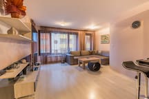 Lux 1BD Suite, Limited Access, Best Area 5 FlatAway