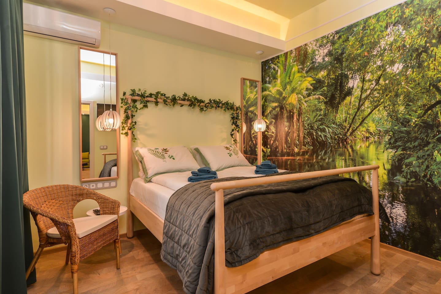 Sofia Dream Apartments - Desert&Jungle Lux Suites FlatAway