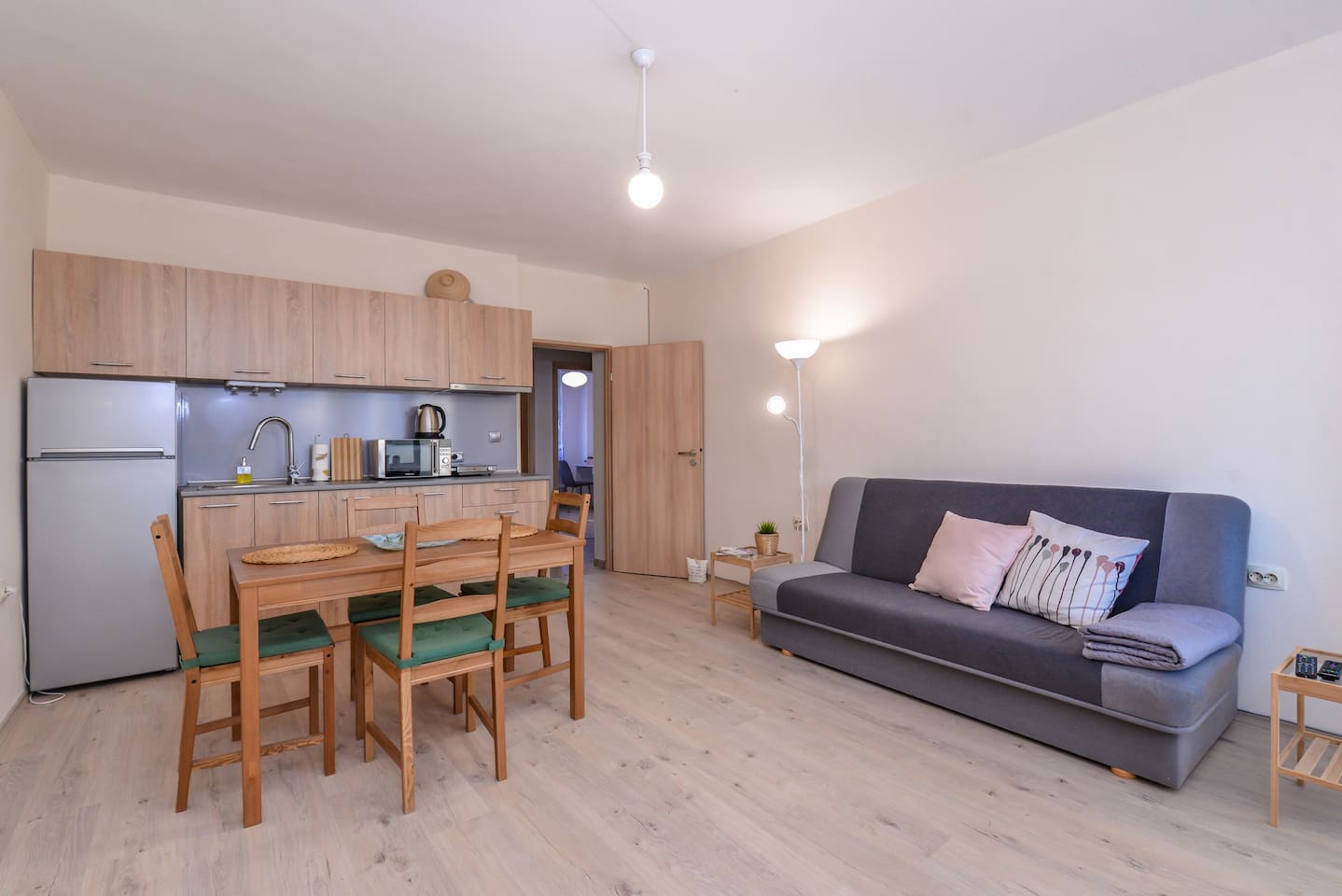 Atacama - Spacious Apt in Lozenets Area Flataway