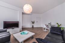 66 Apartment - Stylish Two Bedroom in Lozenets 6 FlatAway