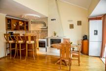 Spacious & Sunny Maisonette w/ Terrace near Centre 15 FlatAway