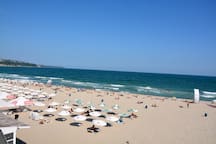 Unbeatable Location: New Lux Apartment Varna beach 3 FlatAway