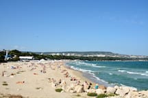 Unbeatable Location: New Lux Apartment Varna beach 27 FlatAway