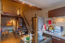 ~The Gallery ~ Art Studio in the Heart of Sofia 1 FlatAway