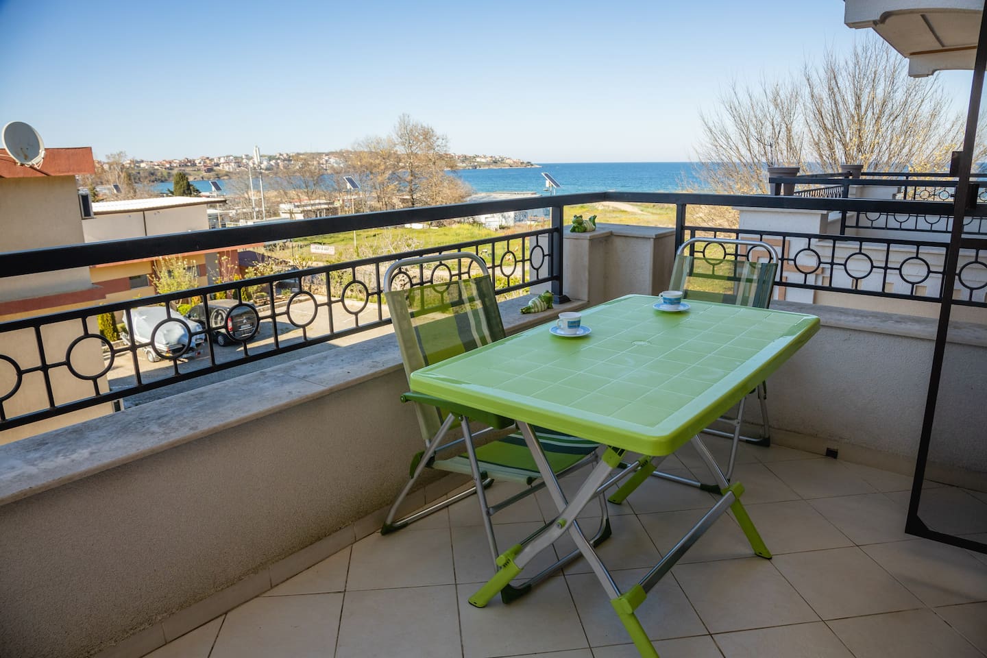 ☀︎ Green Life One-Bedroom with Sea View ☀︎ FlatAway