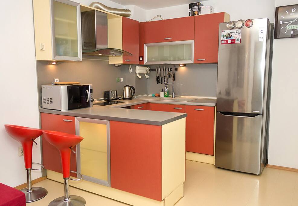 RED Square - Family Apartment in Varna TOP Centre Flataway