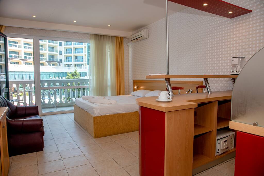 Private Studio at Central Sunny Beach with Balcony FlatAway