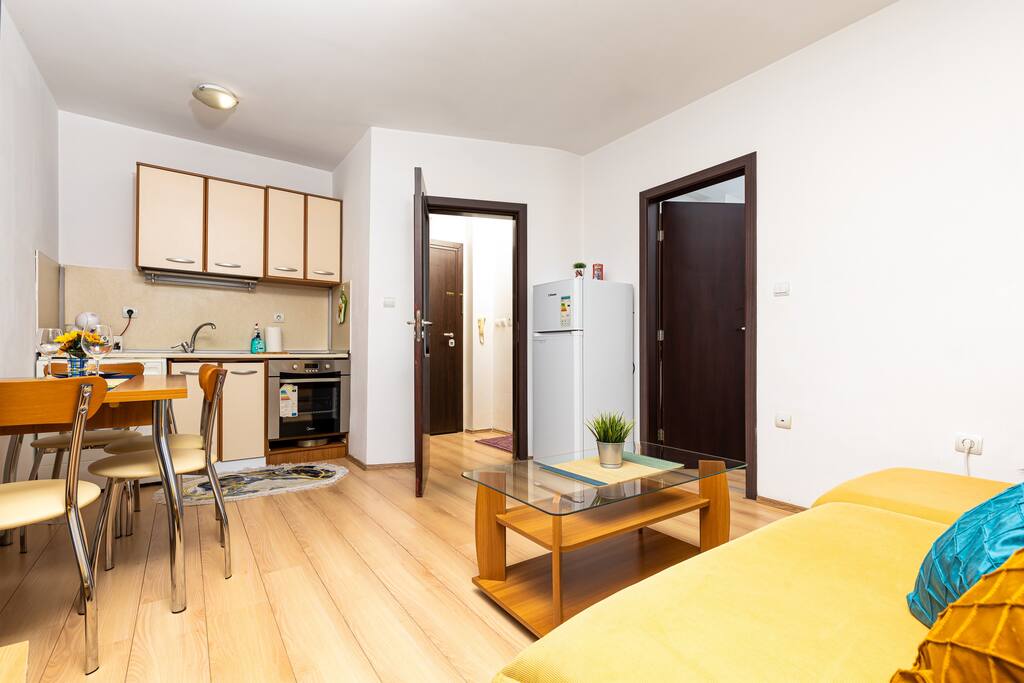 Lovely 1BD Apartment close to the Summer Theatre Flataway