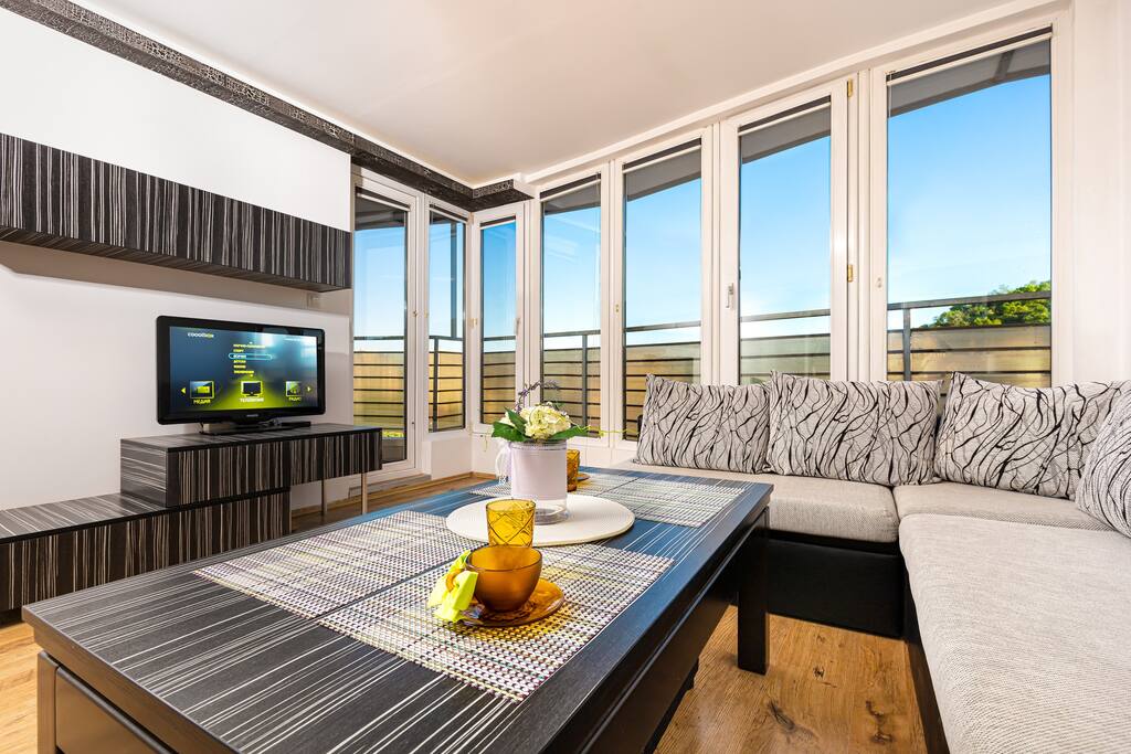 Nice 1BD Apartment next to Medical University Flataway