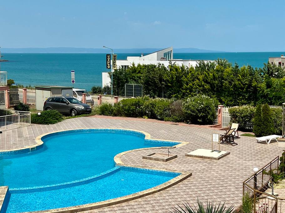 Private 1-BD Apartment with Balcony in Sozopol FlatAway