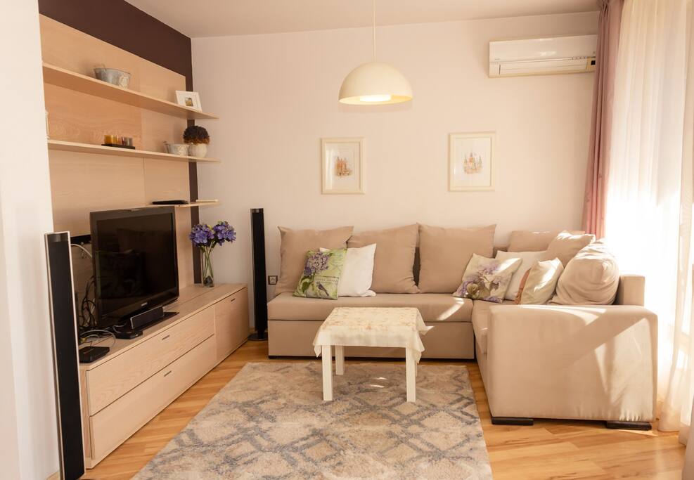 Lovely 1BD Apartment in the heart of Varna Flataway