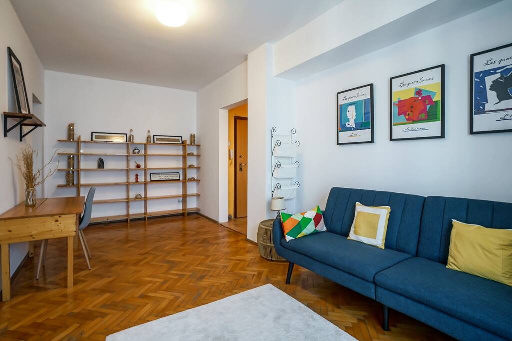 Chic Ultracentral 1 Bedroom Apartment FlatAway