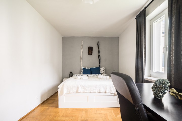 WARSAW CENTER 3 Bedroom Apartment / Poznańska / Hoża 10 Apartments for rent