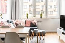 Warsaw Downtown Bright and Comfy Apt with Balcony 23 Apartamenty do wynajęcia