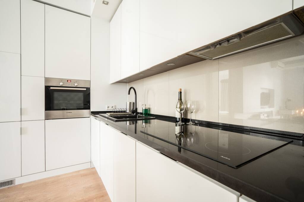 WARSAW DOWNTOWN - Luxurious 2 Bedrooms Apartment Flataway