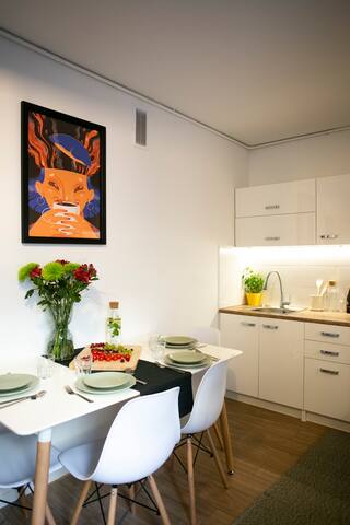 Warsaw Center Well Designed Apartment / Wilcza / Plater street 5 Apartamenty do wynajęcia
