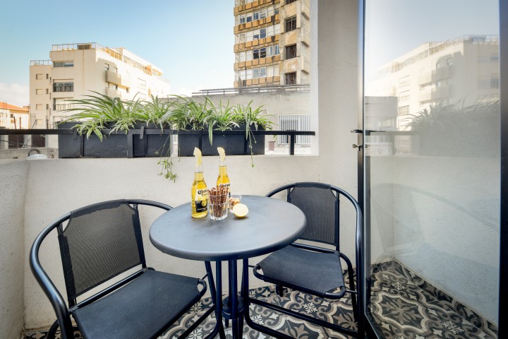 Loginn: Sunny Studio • Balcony • BeachTime ✌️ 1 Loginn Autonomous Hotels