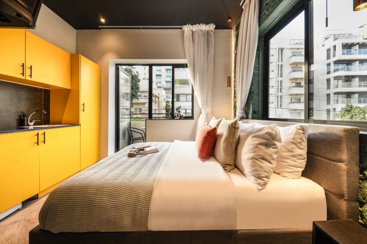 Loginn: Brand NEW Studio ☼ Sun Balcony ☼ 2m>Beach✌️ 5 Loginn Autonomous Hotels