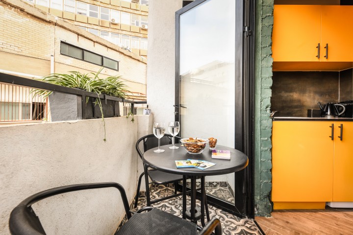 Loginn Contactless Stay: studio apartment & sun balcony by the beach ✌️ 6 Loginn Autonomous Hotels