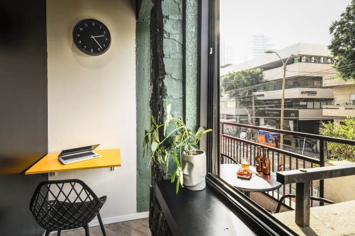 Listing 8 Loginn: Queen Studio ❤ City View Sun Balcony ❤ 1m>Beach ✌️ 6 Loginn Autonomous Hotels