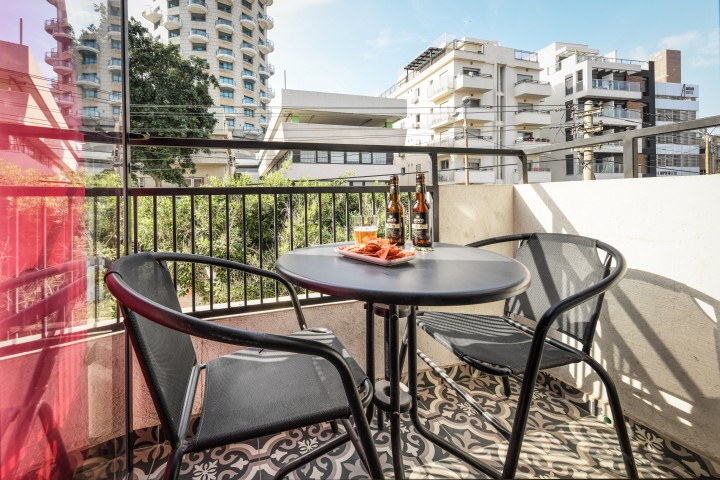 Loginn: Queen Studio ❤ City View Sun Balcony ❤ 1m>Beach ✌️ 1 Loginn Autonomous Hotels