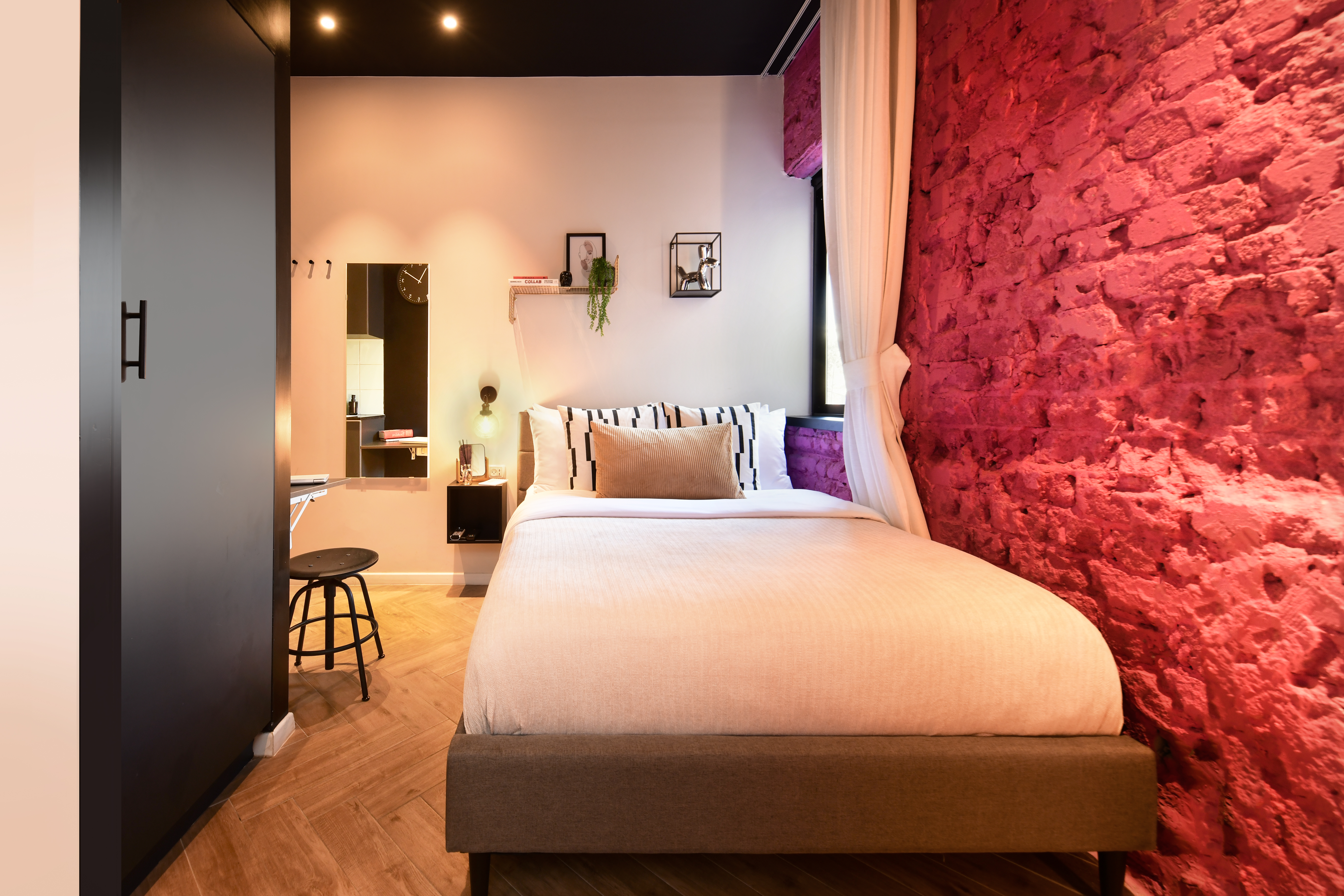 Loginn: Brand New Studio Apartment With Balcony ✌️ Loginn Autonomous Hotels
