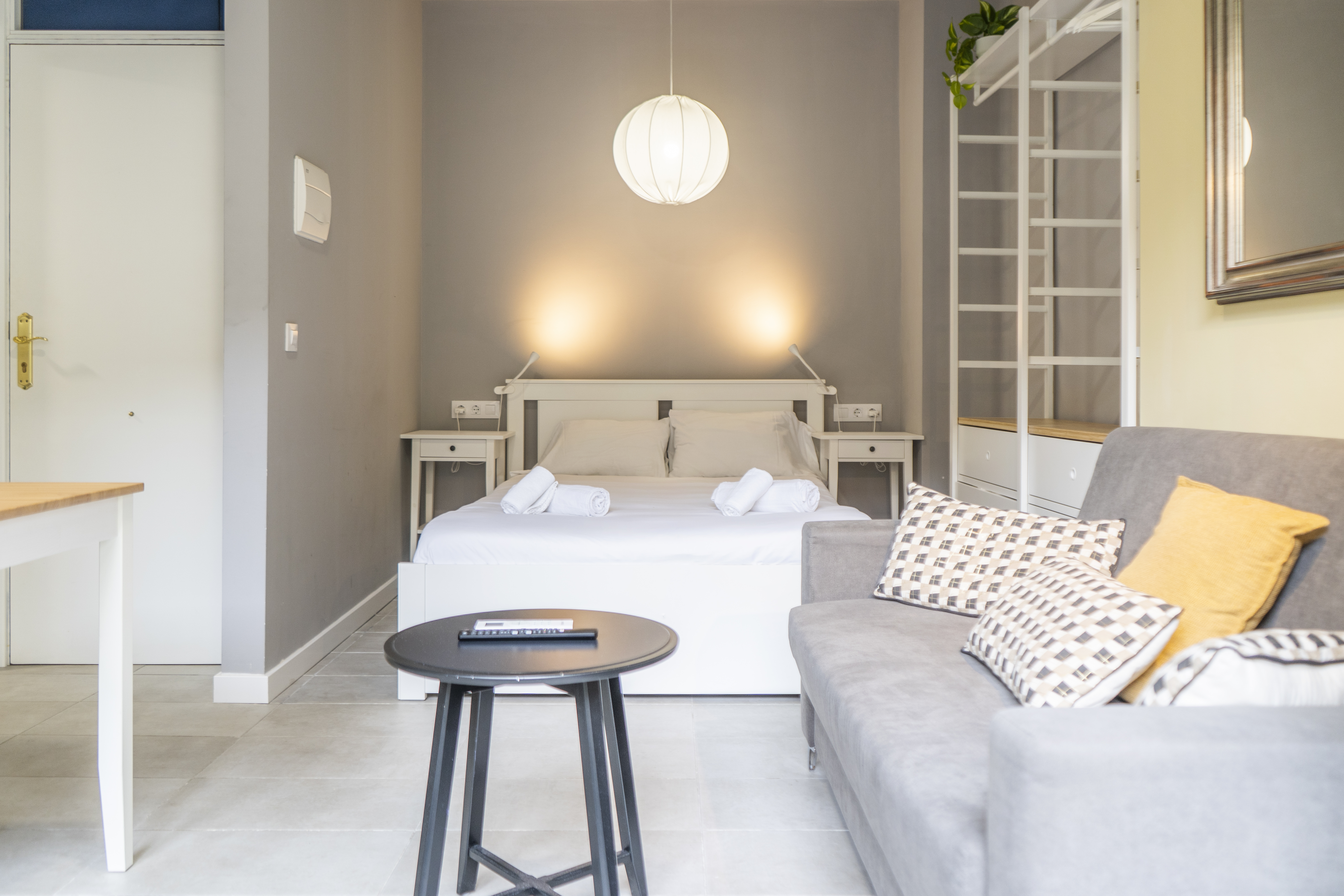 BT Cozy studio near Valencia city centre VLC HOST: Alquiler apartamentos corta duración