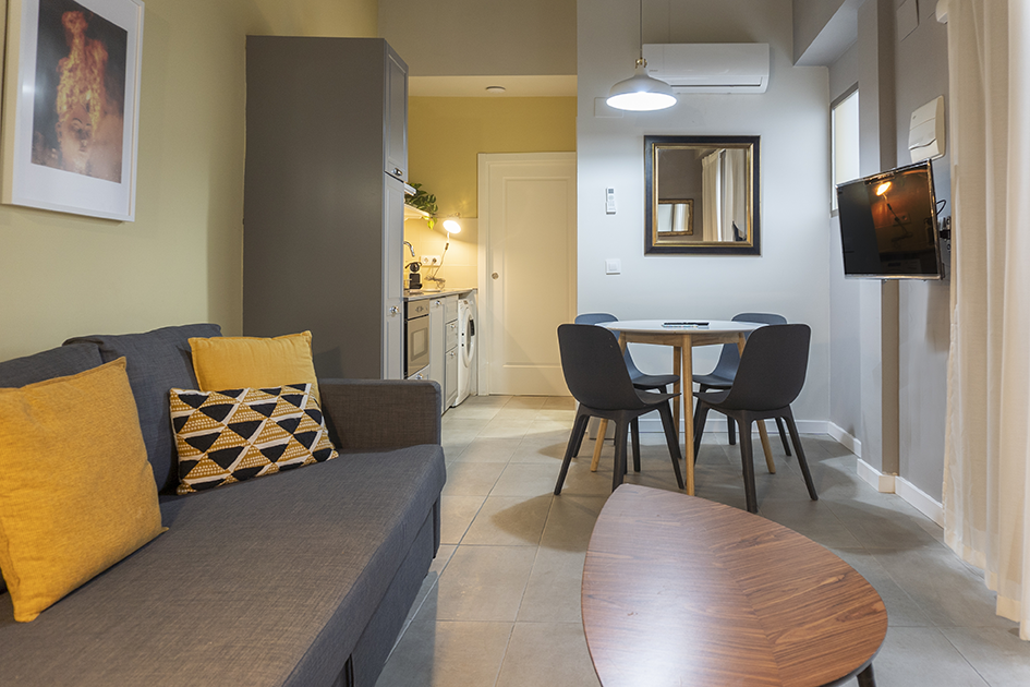 ET Modern studio with a small room next to Torres de Serrano VLC HOST: Alquiler apartamentos corta duración