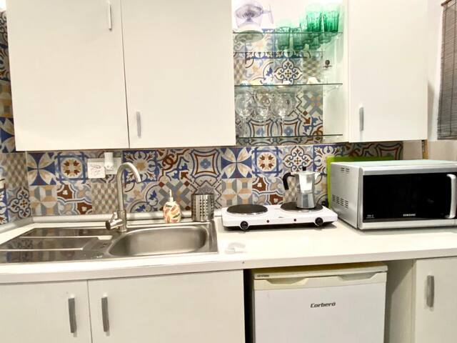 Refrescante Loft cerca Plaza la Marina/Cudilleros 11 Batuecas