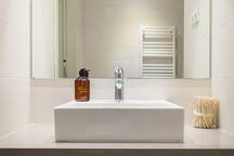 Correos- space & style flat in Born 19 CATERINA