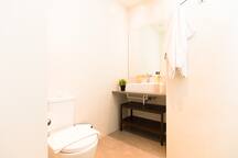 Correos- space & style flat in Born 21 CATERINA