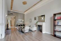 CONDAL-Luxury & Art next to harbour 38 CATERINA