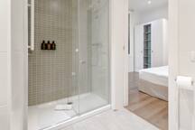 CONDAL-Luxury & Art next to harbour 61 CATERINA