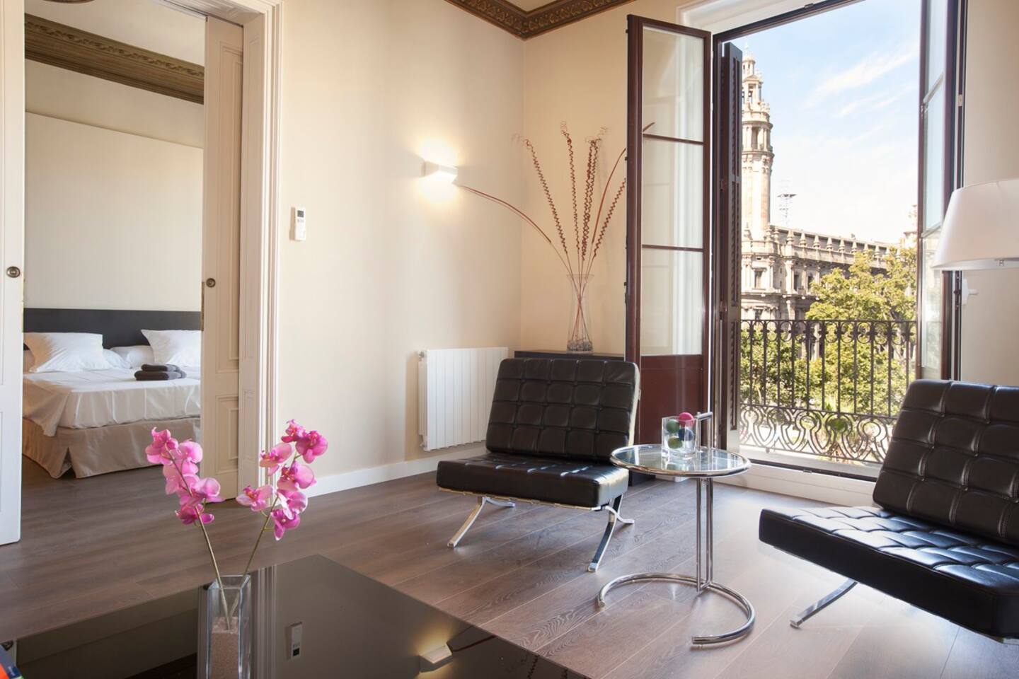 Moll - Art and Luxury in the center of Barcelona CATERINA