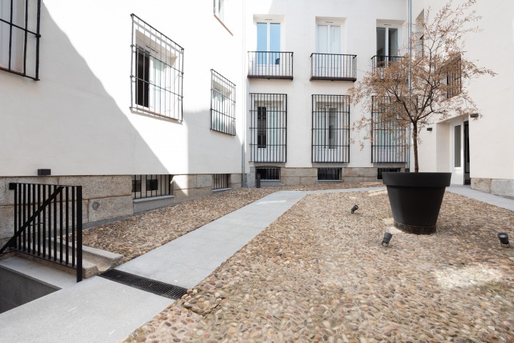 Leonor two bedroom 2 CATERINA