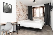 H30 SALCES H4 DOBLE CAMA INDIVIDUAL 0 The Urban Host