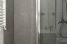 H30 SALCES H4 DOBLE CAMA INDIVIDUAL 5 The Urban Host