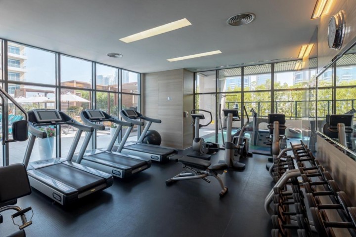 Studio Apartment Near Marina Mall By Luxury Bookings 4 Luxury Bookings