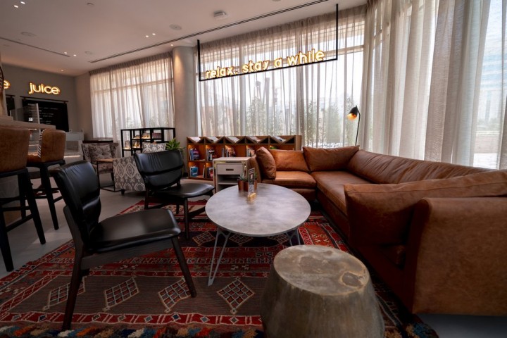 Deluxe Room Near Carrefour Garhoud By Luxury Bookings 16 Luxury Bookings