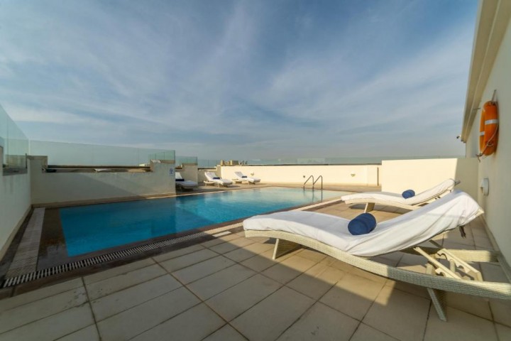 Studio Apartment Near Al Jaddaf Metro By Luxury Bookings AE 7 Luxury Bookings