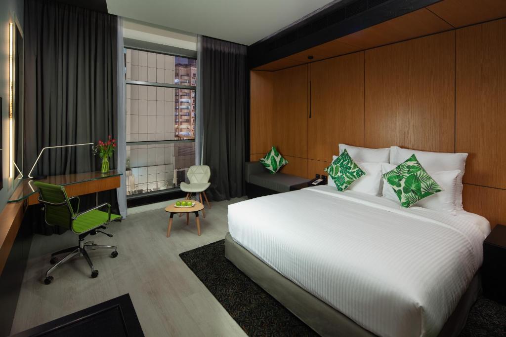 Sky Classic Room Near Green House Shopping Mall By Luxury Bookings Luxury Bookings