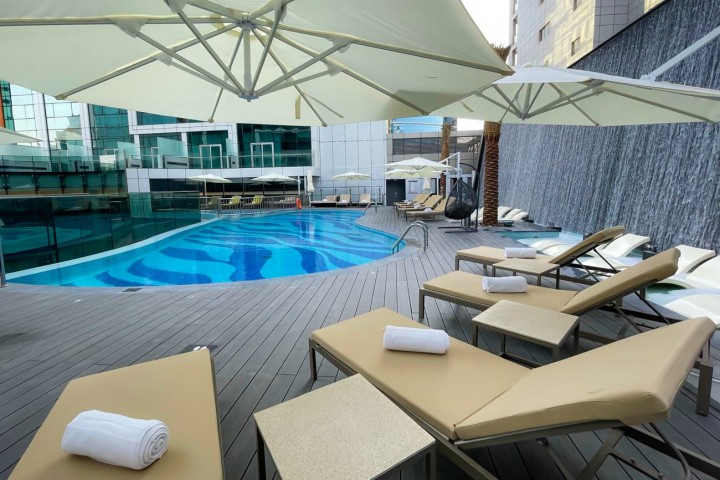 Sky Garden Suite Near Green House Shopping Mall By Luxury Bookings 28 Luxury Bookings