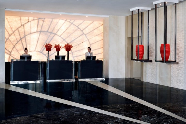 Three Bedroom Penthouse In Downtown Next To Dubai Mall By Luxury Bookings 8 Luxury Bookings