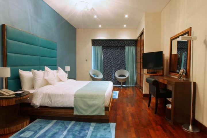 Three Bedroom Apartment Near Business Bay Metro By Luxury Bookings 0 Luxury Bookings