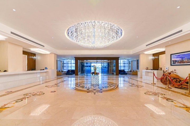 New Executive one Bedroom Suite Near Mashreq Metro By Luxury Bookings 5 Luxury Bookings