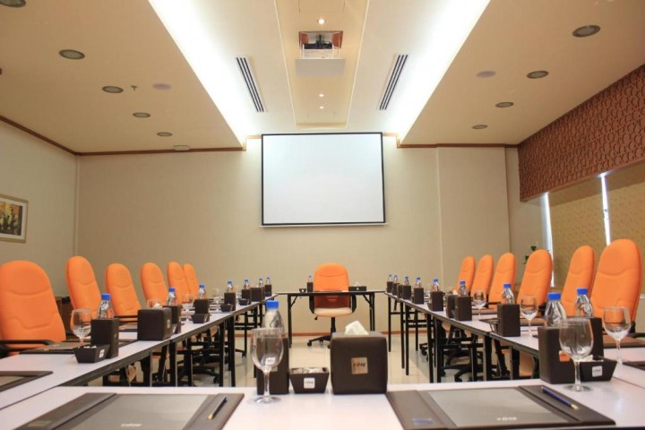 One Bedroom Apartment Near Al Khan Super Market By Luxury Bookings AB 2 Luxury Bookings