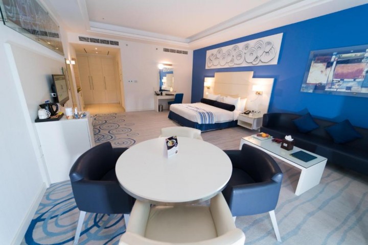 Junior Suite Near Hamdan Street By Luxury Bookings 8 Luxury Bookings