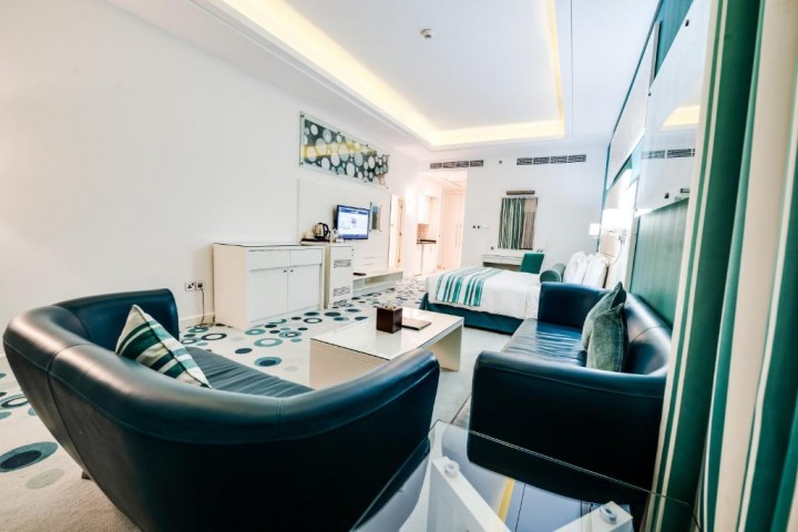 Junior Suite Near Hamdan Street By Luxury Bookings 15 Luxury Bookings