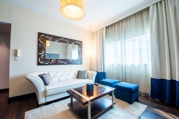 One Bedroom Apartment Near Internet Metro By Luxury Bookings 22 Luxury Bookings