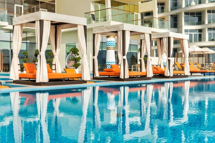 Luxury Deluxe Room In Palm By Luxury Bookings 5 Luxury Bookings